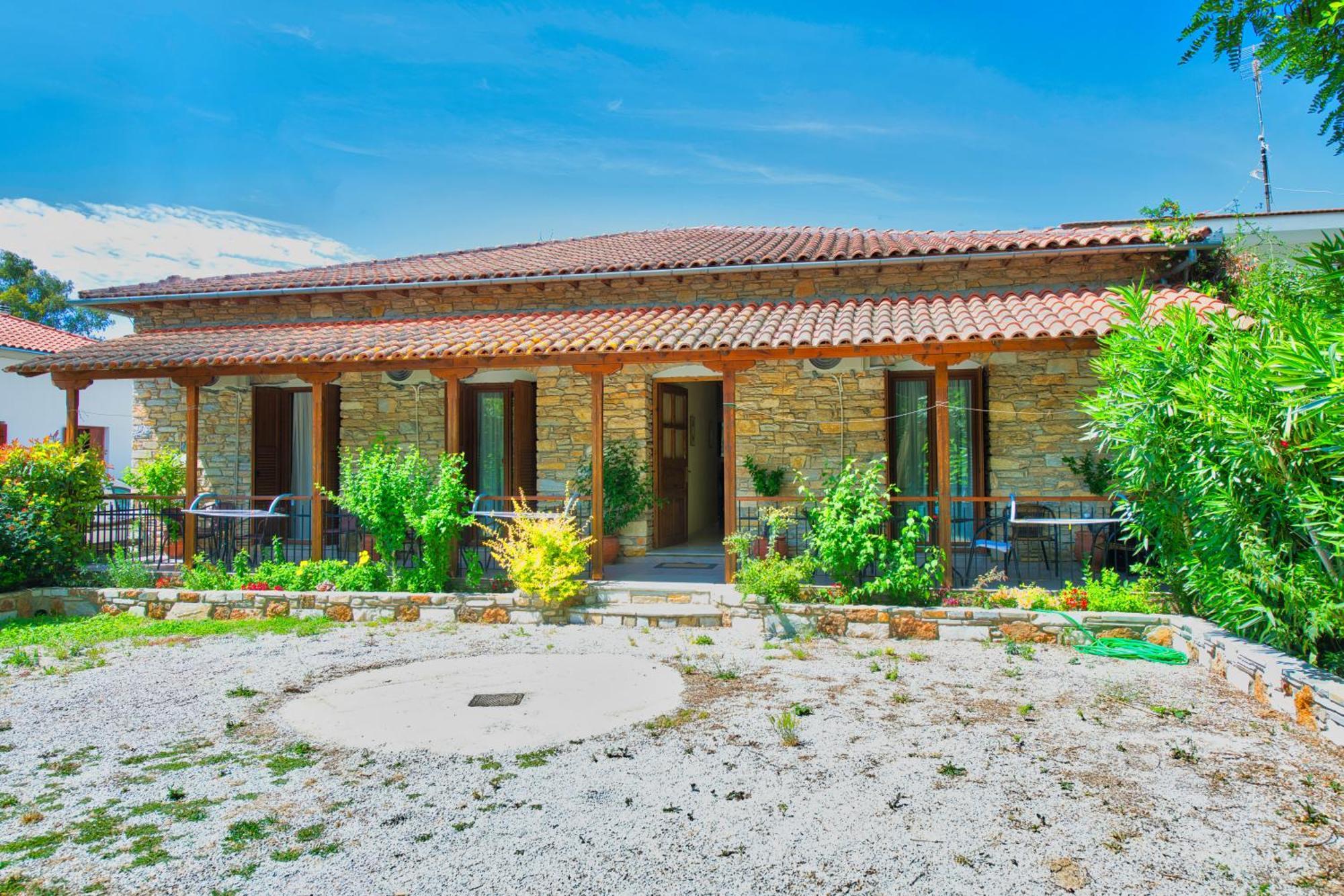 Naftilos Guest House Kala Nera Exteriör bild